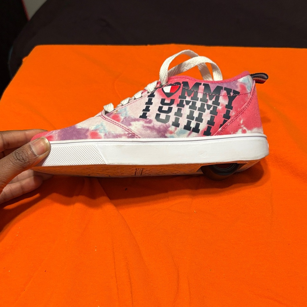 Tommy Hilfiger Kids Pink Tie-Dye Wheel Sneaker
